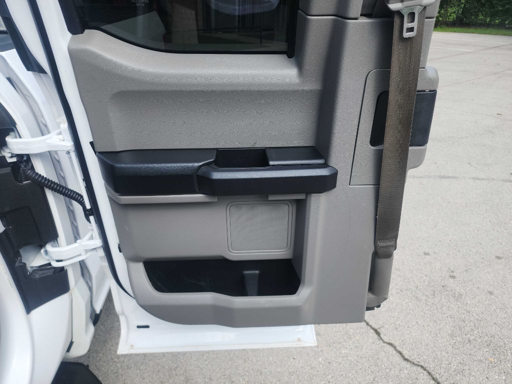 2015 Ford F-150 photo 26