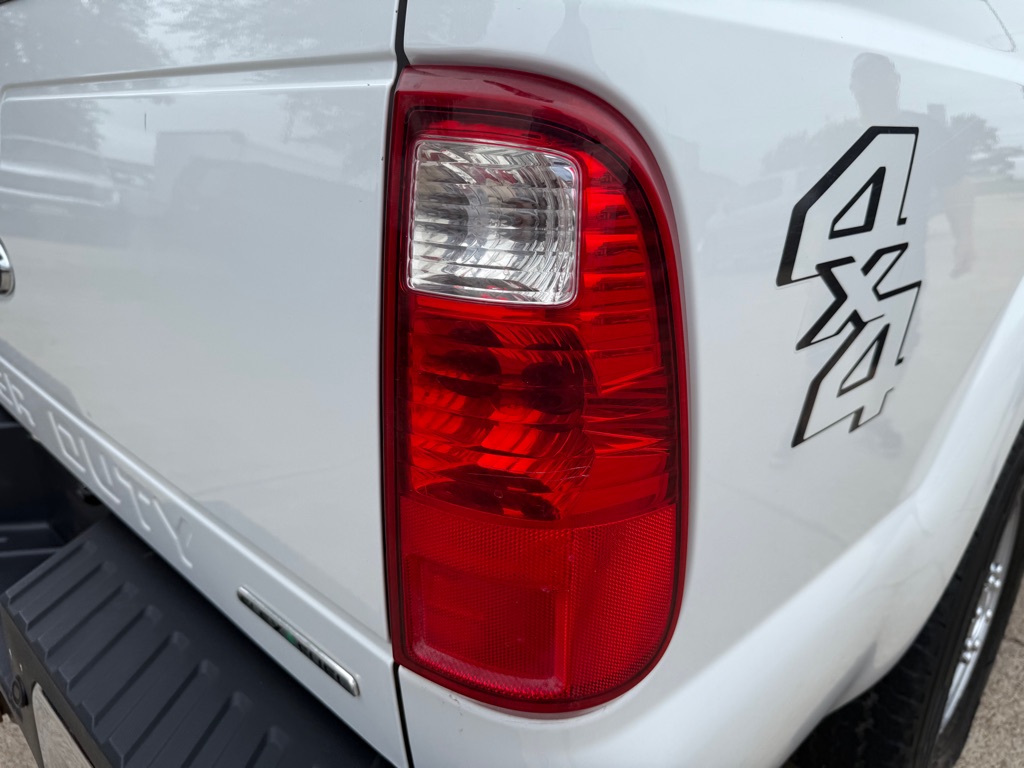 2015 Ford F-250 photo 13