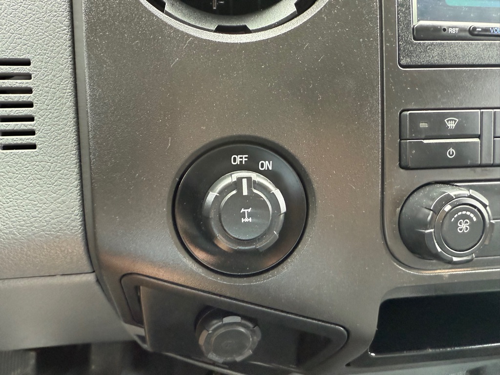 2015 Ford F-250 photo 23