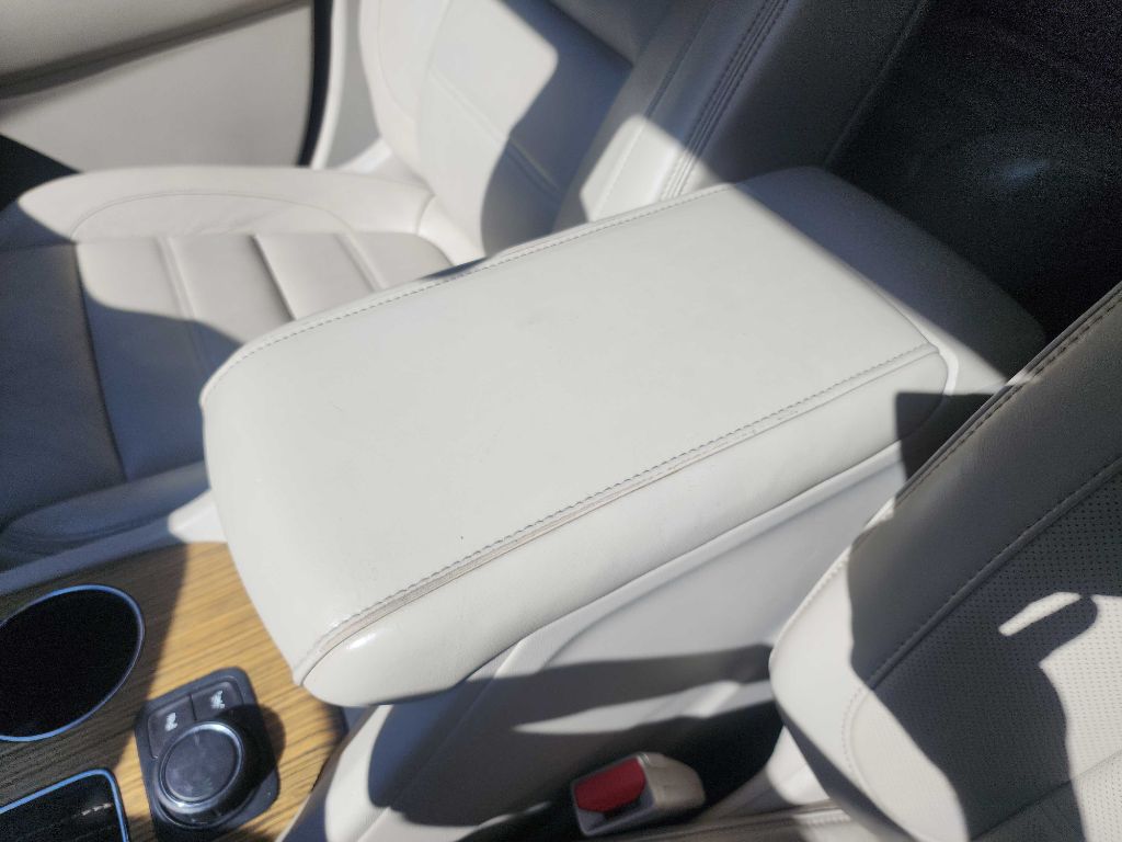 2017 Gmc Acadia Denali photo 27