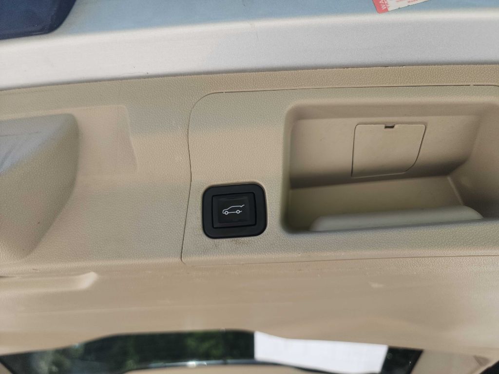 2017 Gmc Acadia Denali photo 34