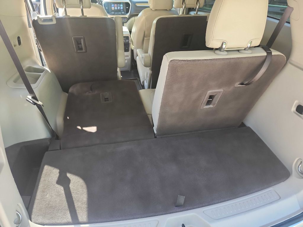 2017 Gmc Acadia Denali photo 33