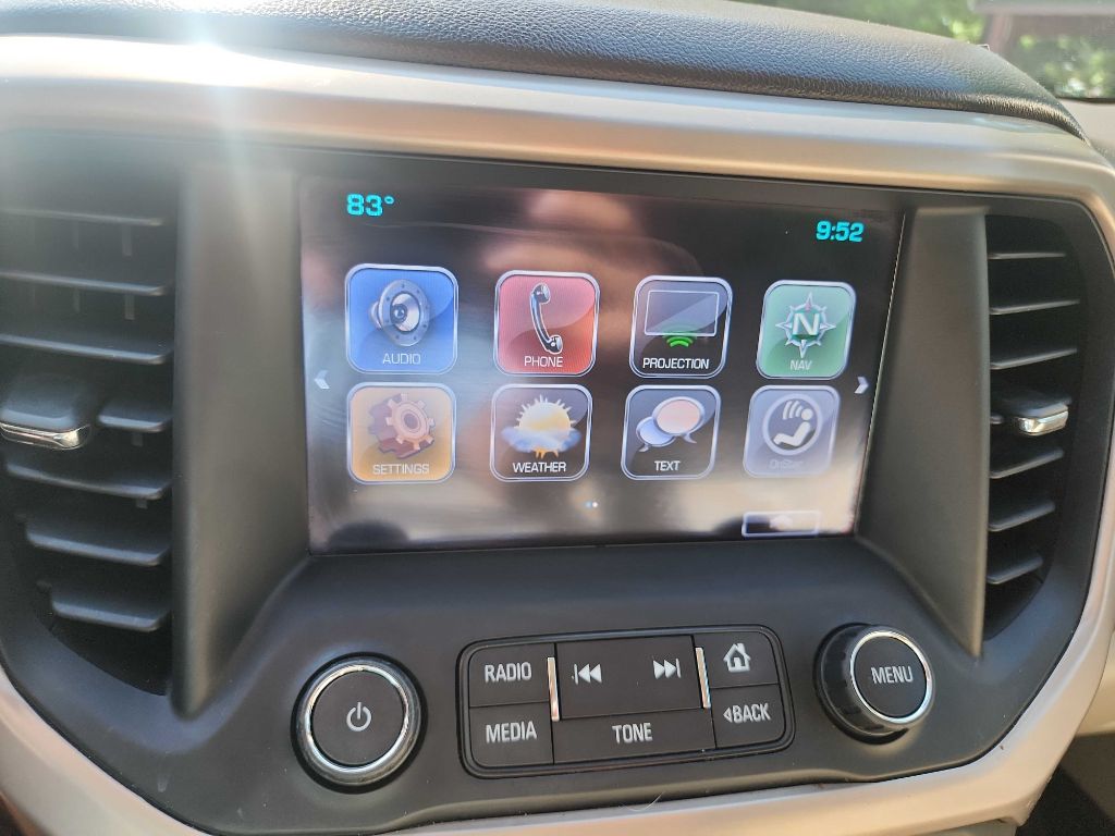 2017 Gmc Acadia Denali photo 23