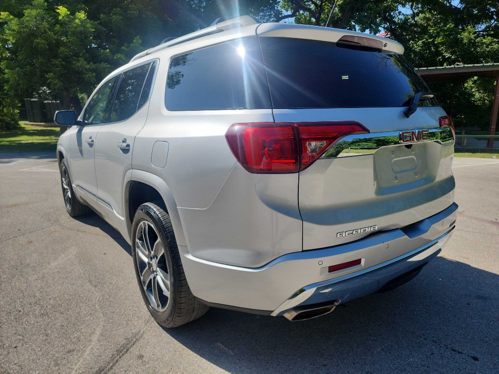 2017 Gmc Acadia Denali photo 6