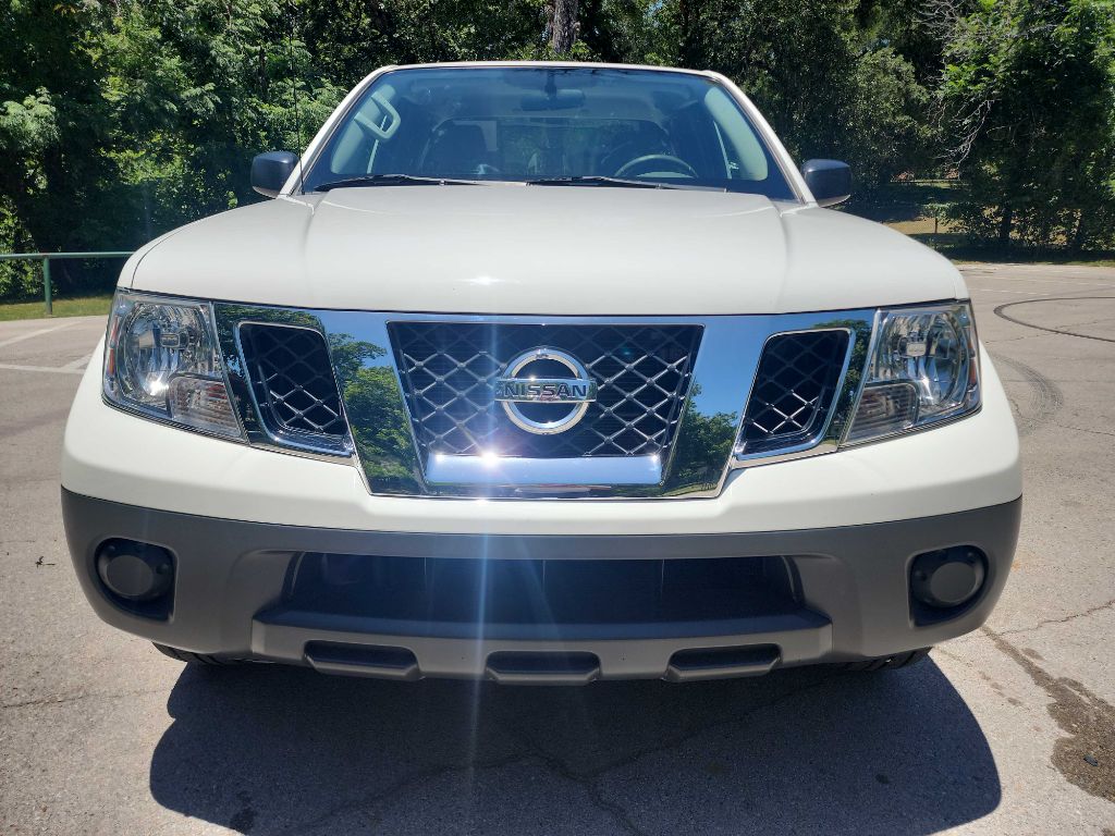 2020 Nissan Frontier S photo 2