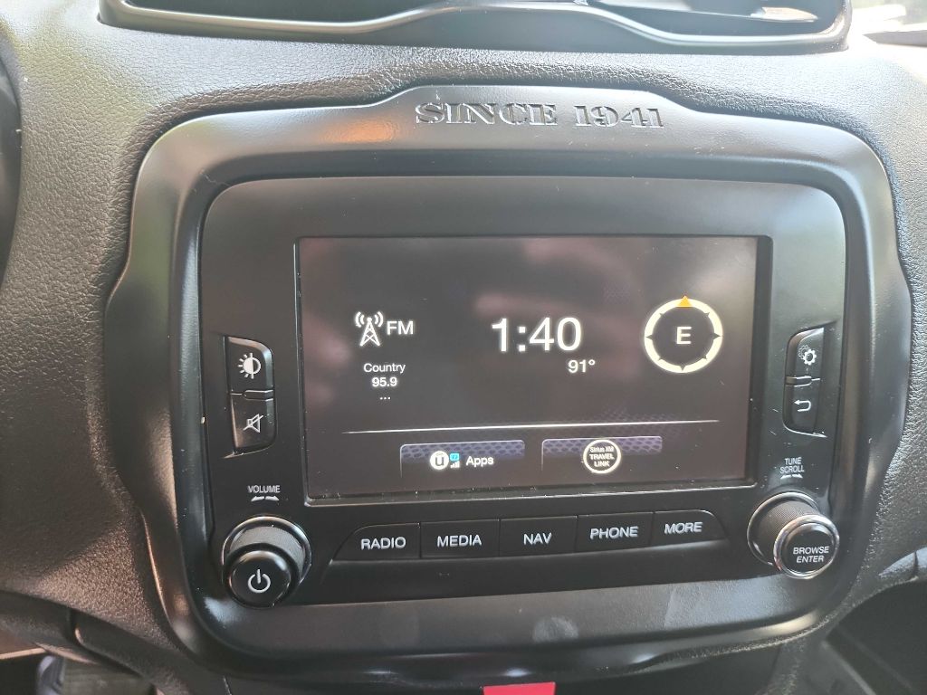 2016 Jeep Renegade Trailhawk photo 26