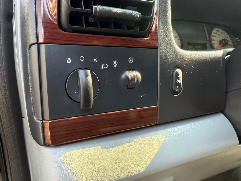 2005 Ford F-250 photo 17