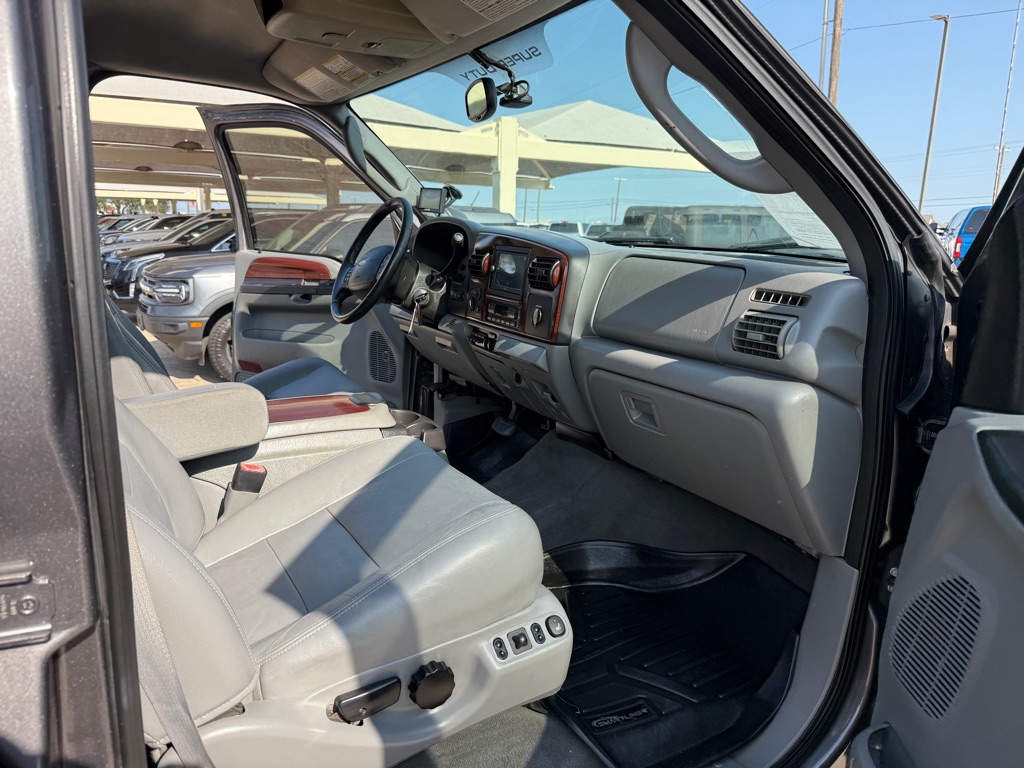 2005 Ford F-250 photo 13