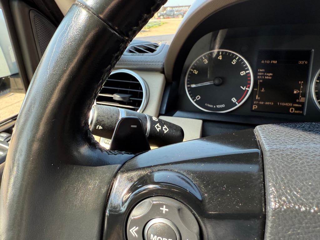 2016 Land Rover LR4 HSE photo 29