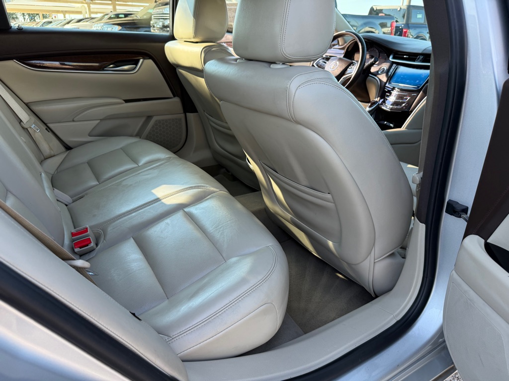 2015 Cadillac XTS Luxury photo 17
