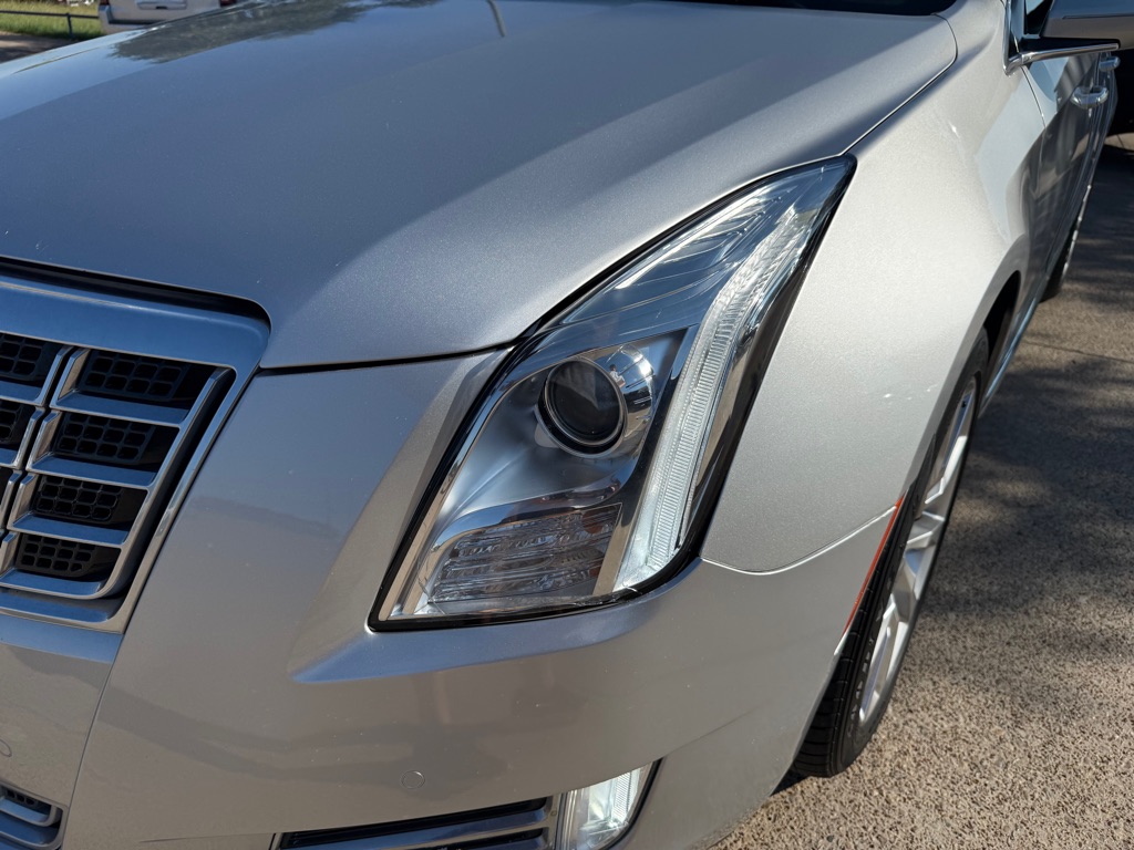 2015 Cadillac XTS Luxury photo 9