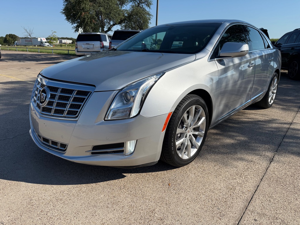 2015 Cadillac XTS Luxury photo 3