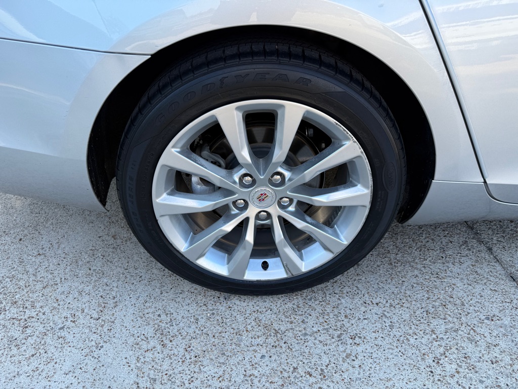 2015 Cadillac XTS Luxury photo 13