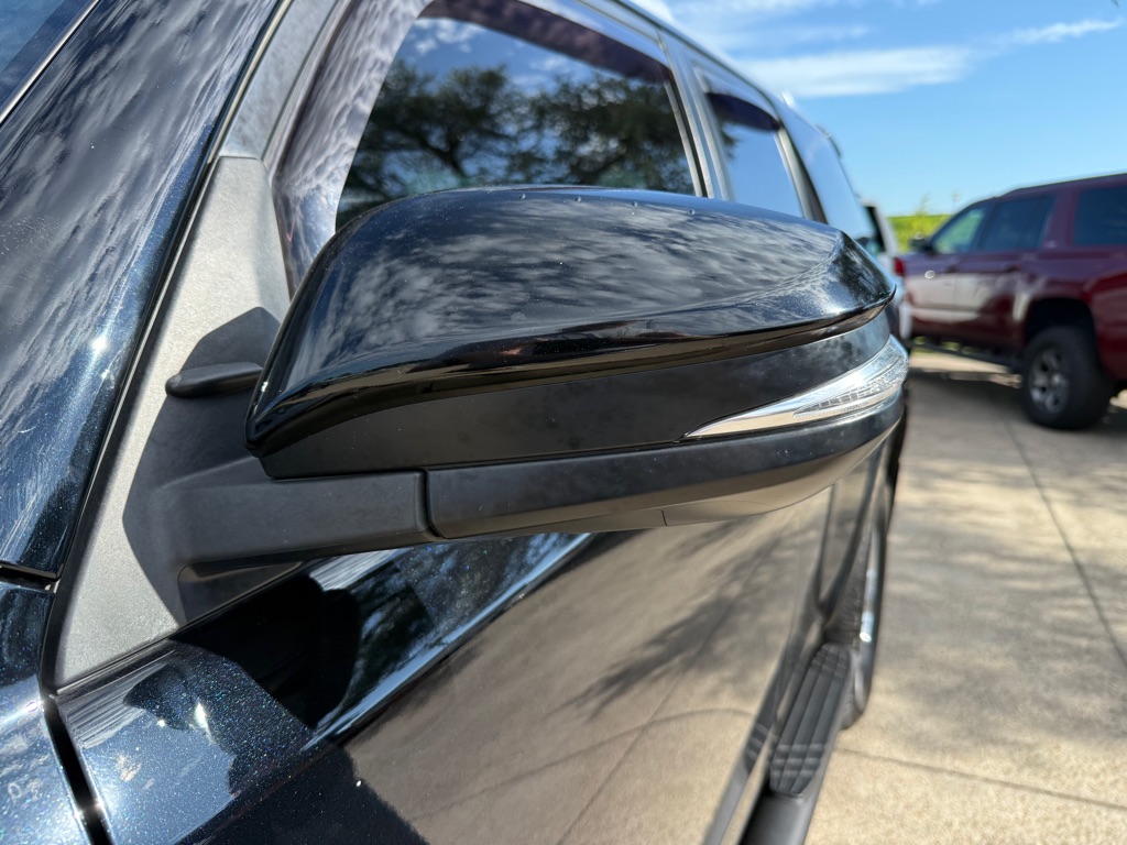 2012 Toyota Sequoia SR5 photo 30