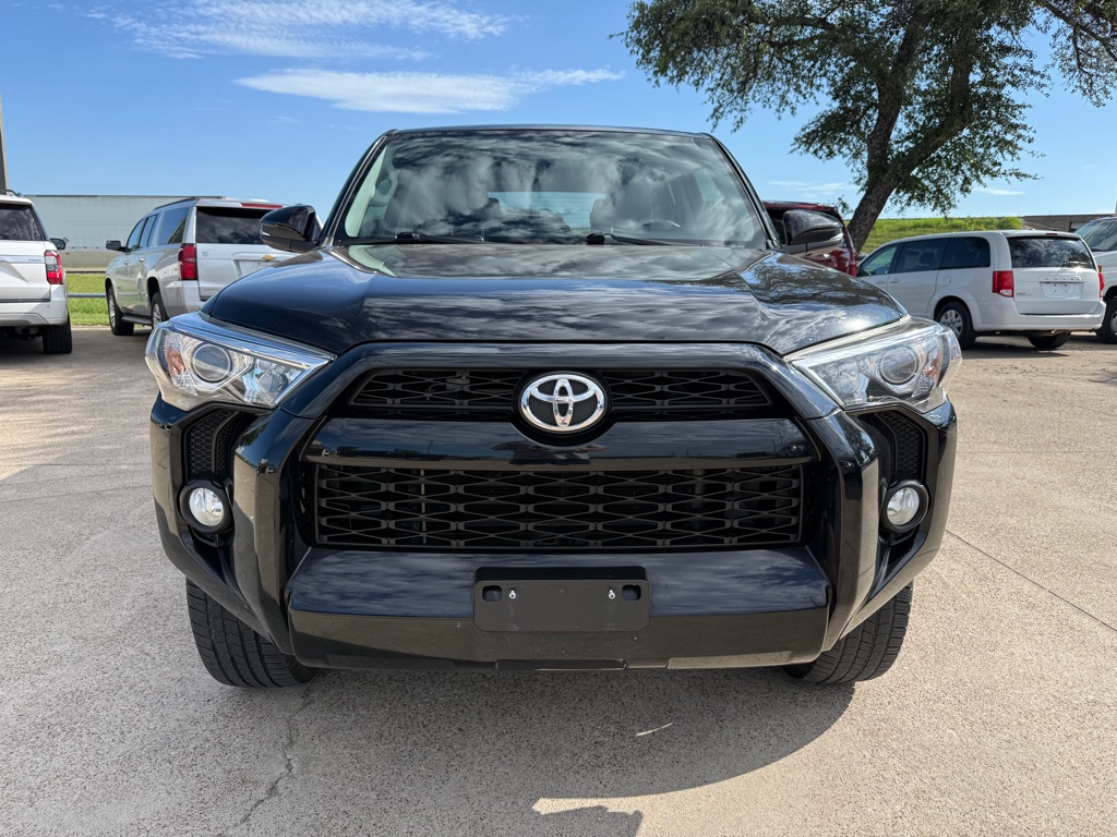 2012 Toyota Sequoia SR5 photo 23