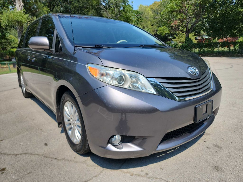 2013 Toyota Sienna