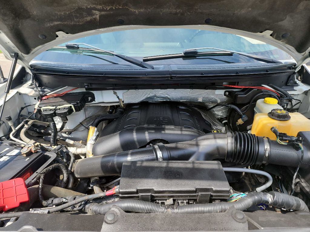 2014 Ford F-150 XLT photo 34