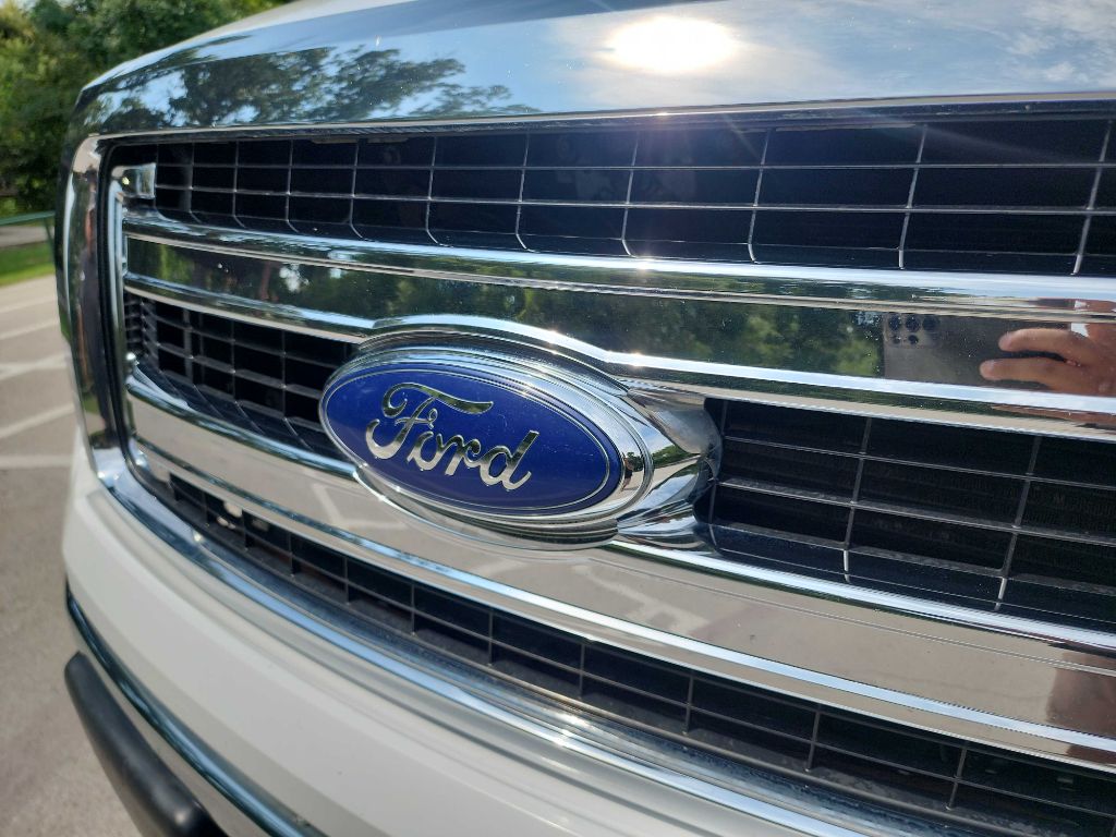 2014 Ford F-150 XLT photo 3