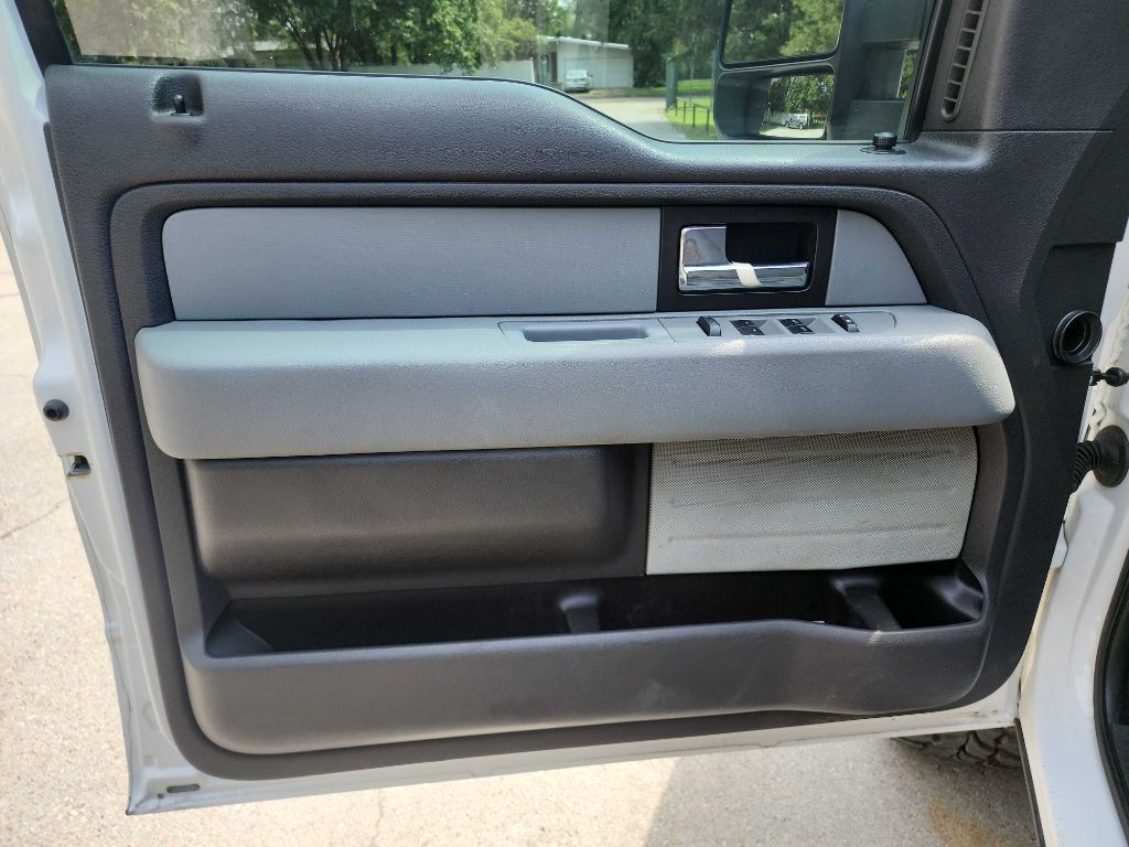 2014 Ford F-150 XLT photo 13