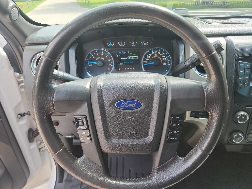 2014 Ford F-150 XLT photo 17