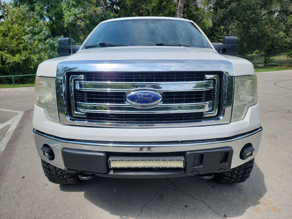 2014 Ford F-150 XLT photo 2
