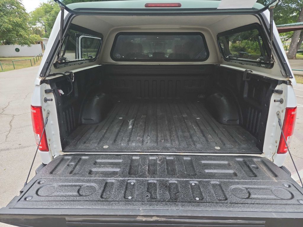 2015 Ford F-150 photo 43