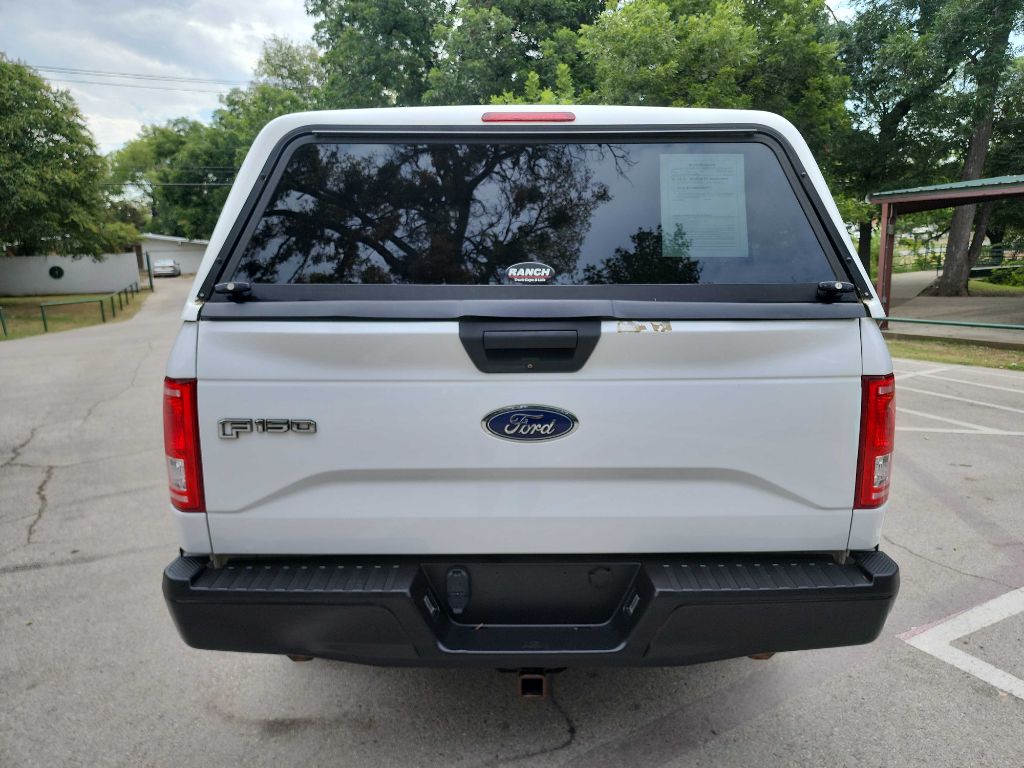 2015 Ford F-150 photo 41