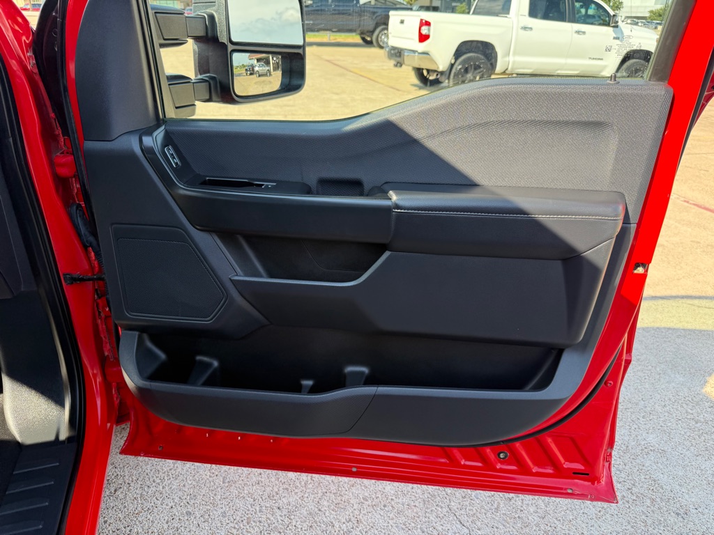 2023 Ford F-150 STX photo 20