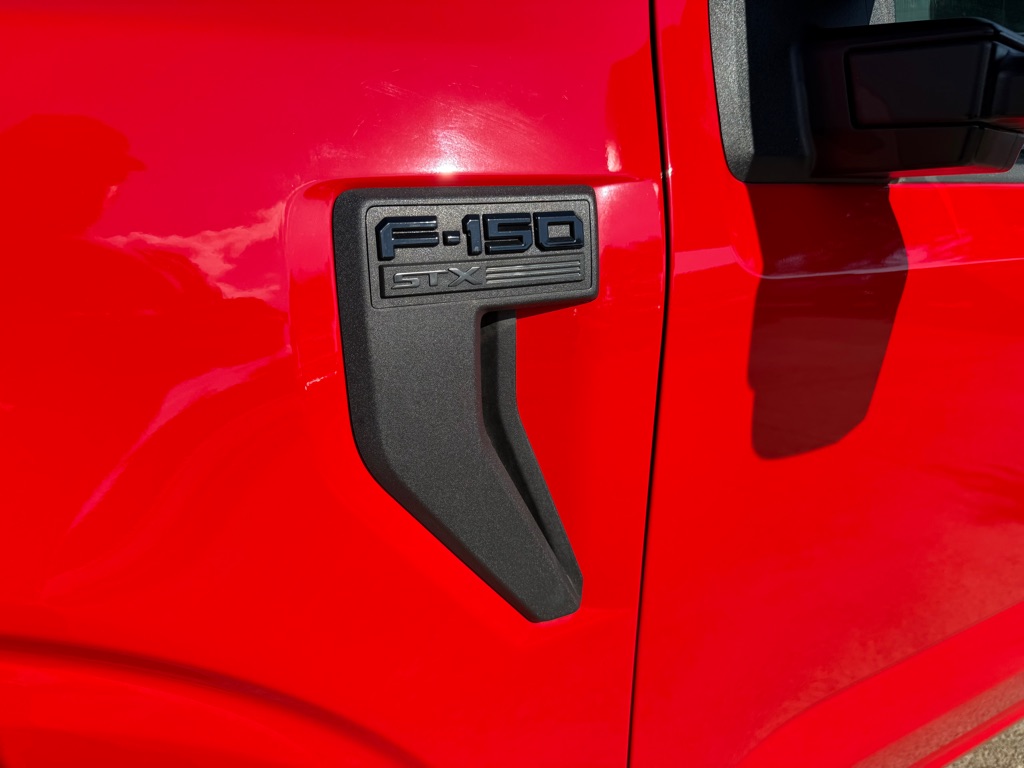 2023 Ford F-150 STX photo 10