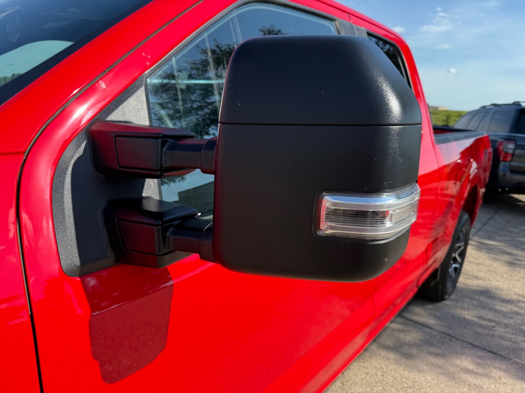 2023 Ford F-150 STX photo 9