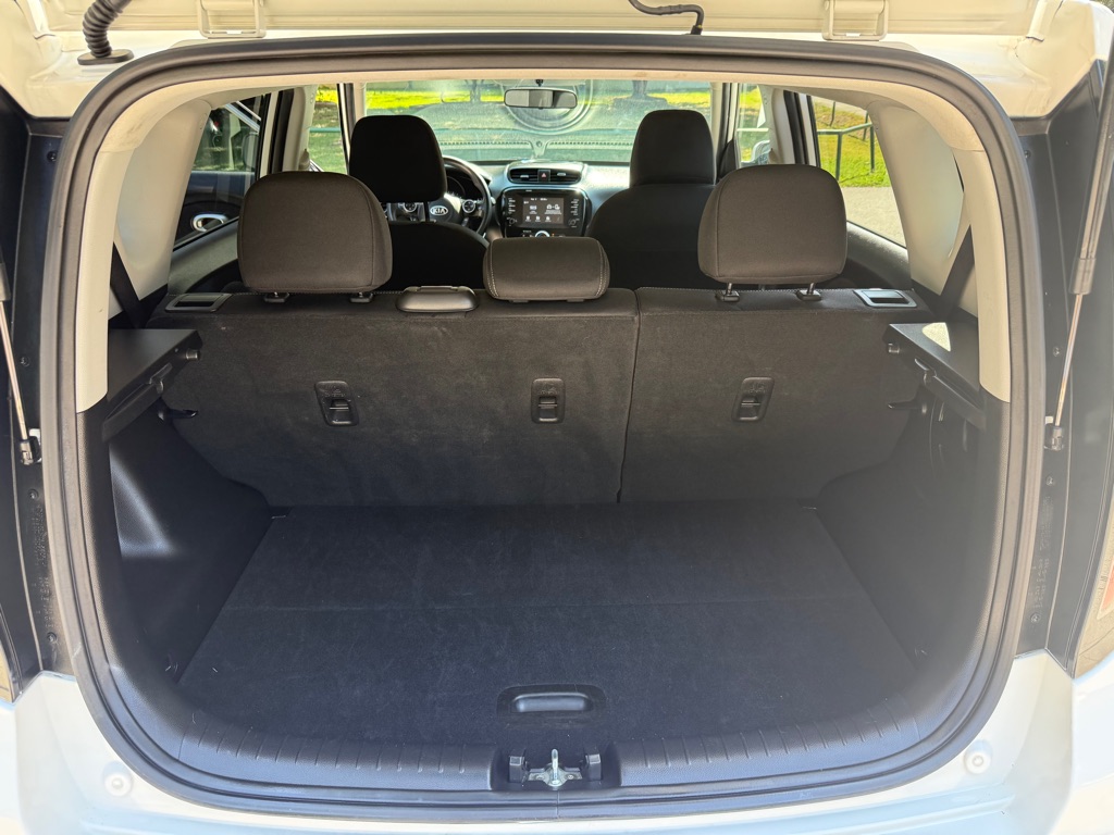 2018 Kia Soul Plus photo 32