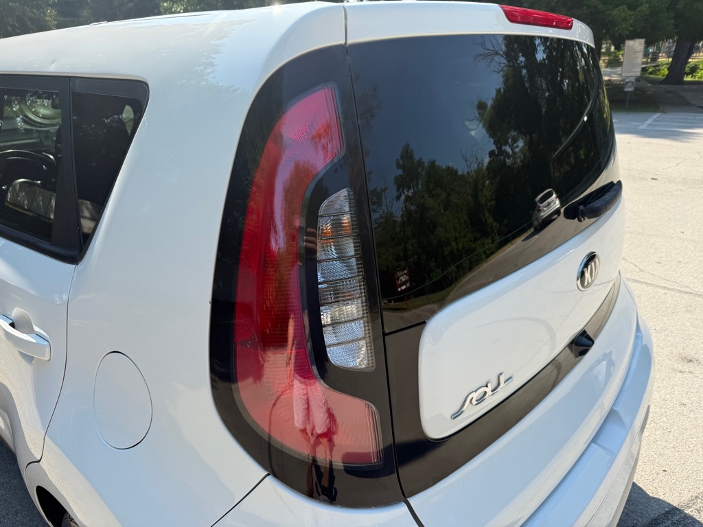 2018 Kia Soul Plus photo 9