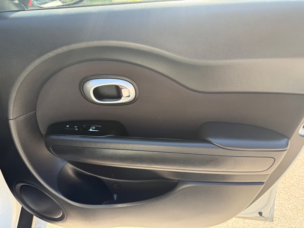2018 Kia Soul Plus photo 36