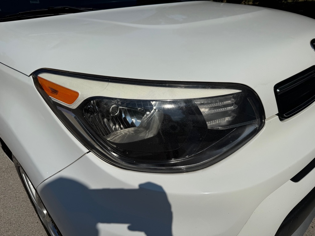 2018 Kia Soul Plus photo 2