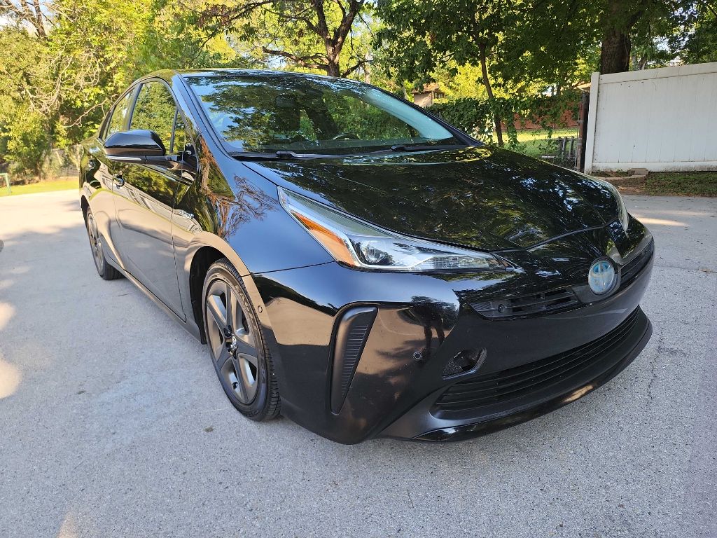 2019 Toyota Prius XLE