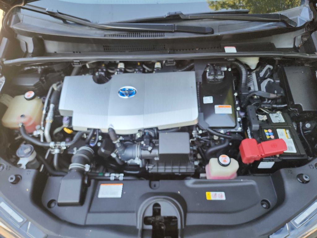 2019 Toyota Prius XLE photo 24