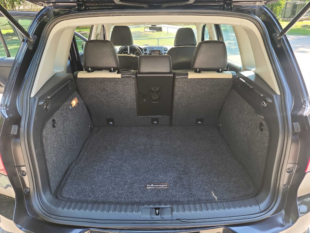 2016 Volkswagen Tiguan S photo 27