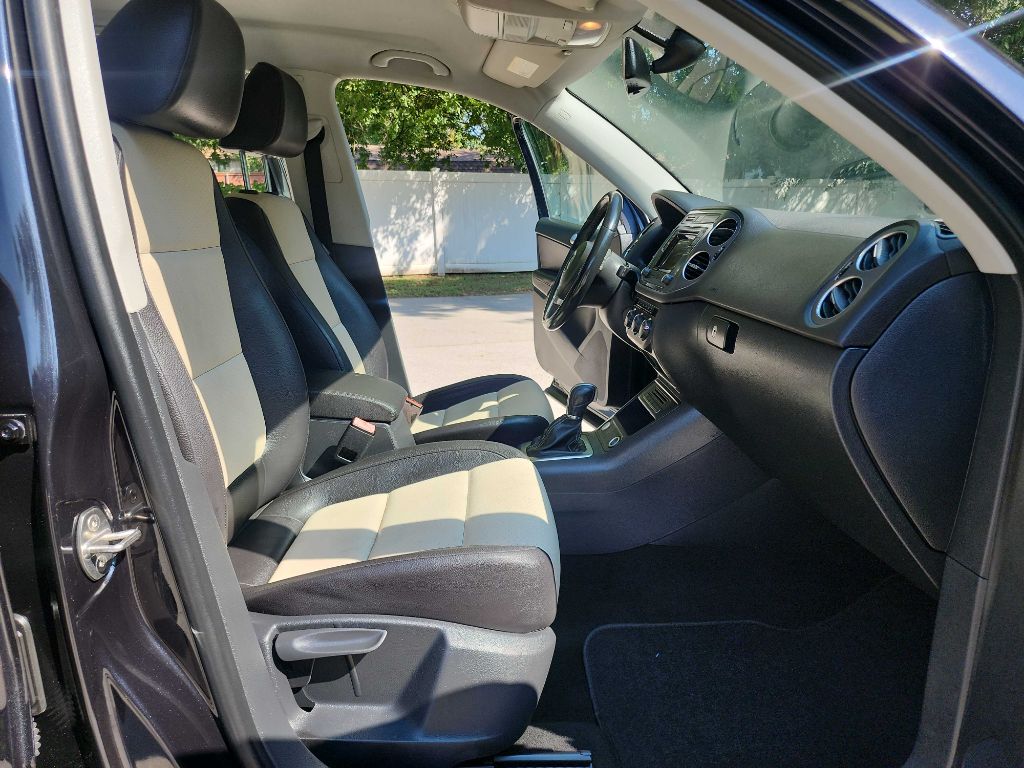 2016 Volkswagen Tiguan S photo 33