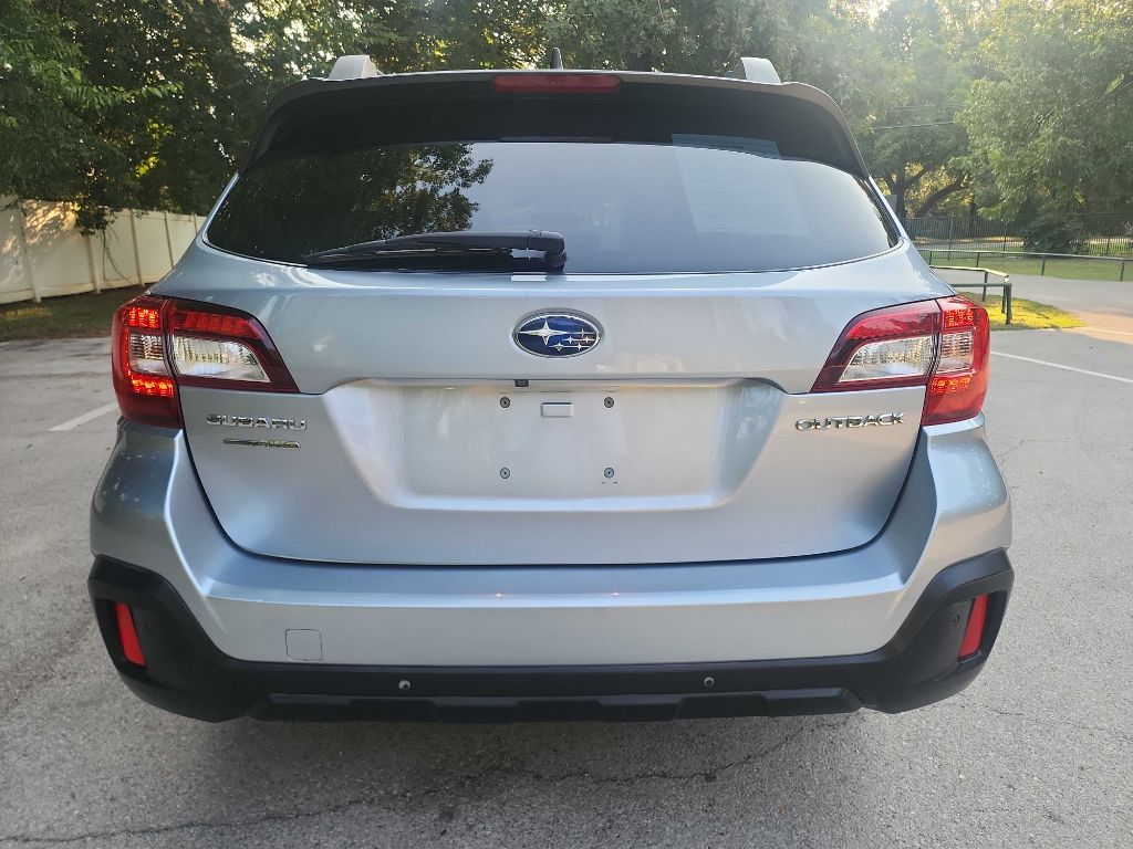 2019 Subaru Outback 2.5i Limited photo 7