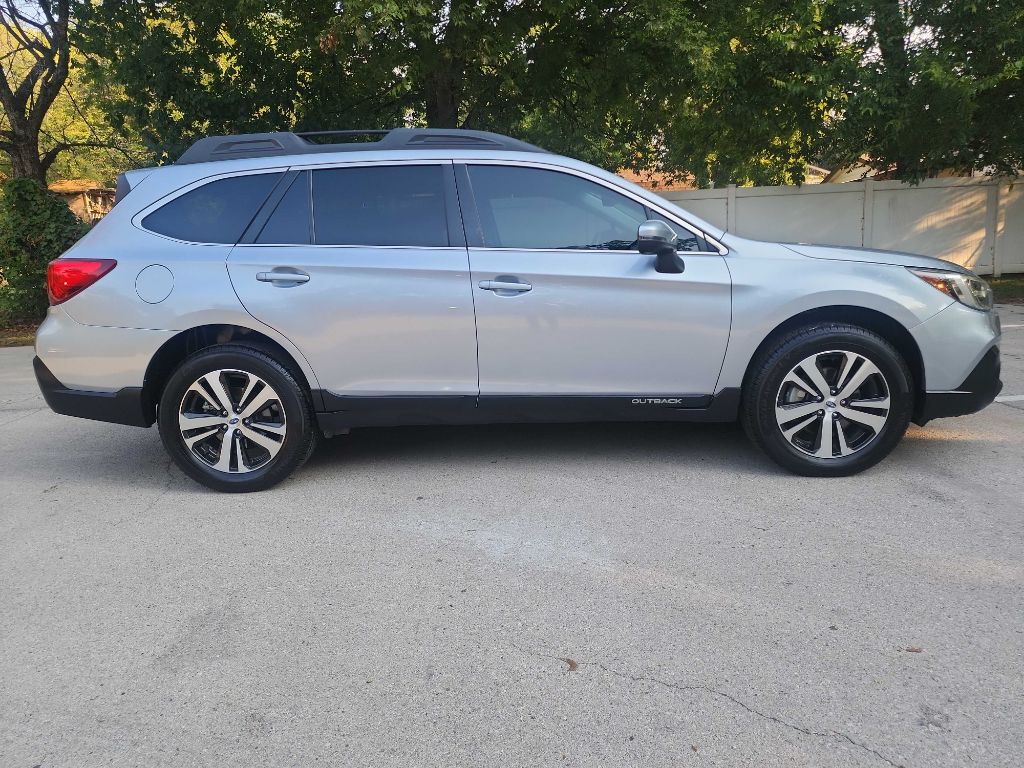 2019 Subaru Outback 2.5i Limited photo 12