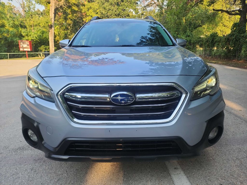 2019 Subaru Outback 2.5i Limited photo 2