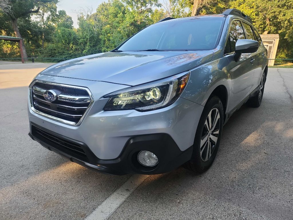 2019 Subaru Outback 2.5i Limited photo 3