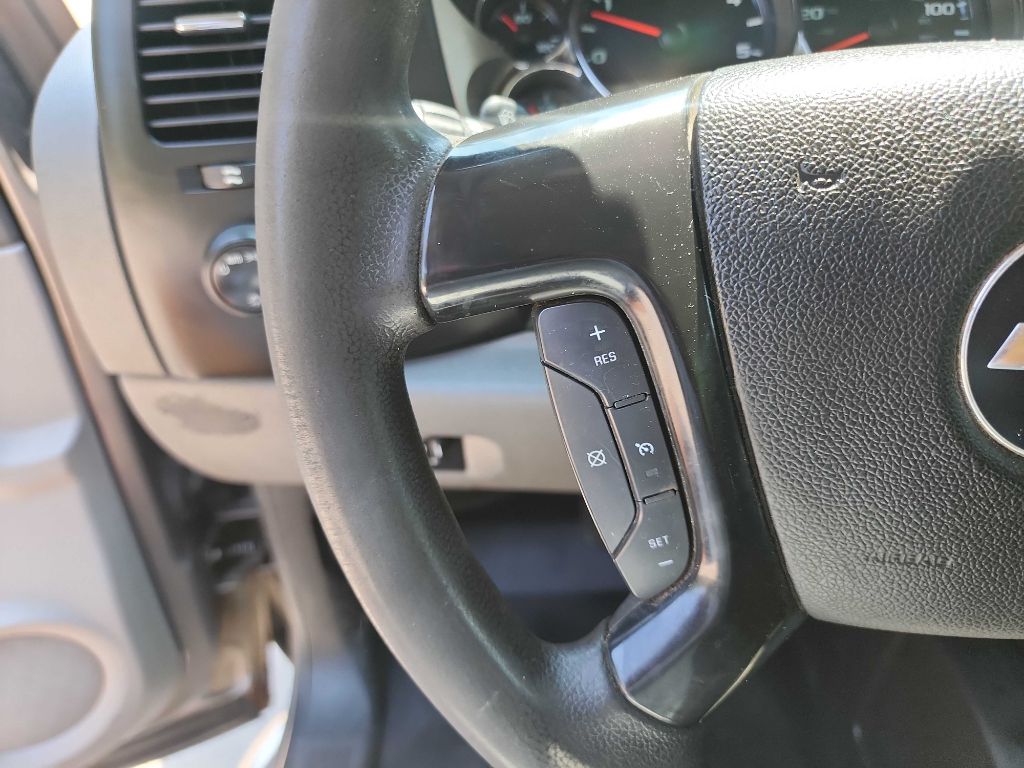 2009 Chevrolet Silverado 2500HD photo 17