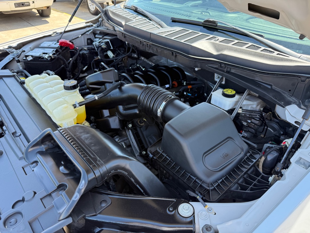 2022 Ford F-150 XLT photo 32