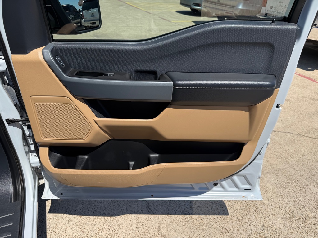2022 Ford F-150 XLT photo 21