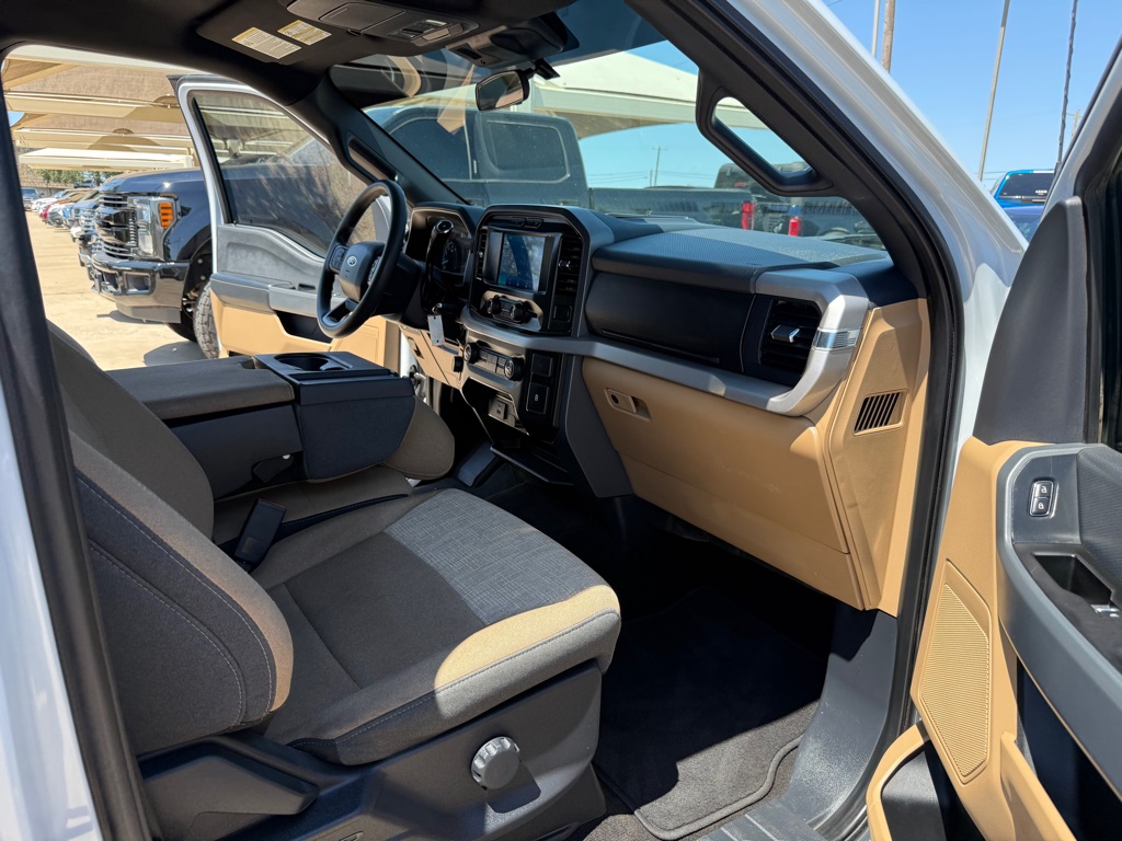 2022 Ford F-150 XLT photo 17