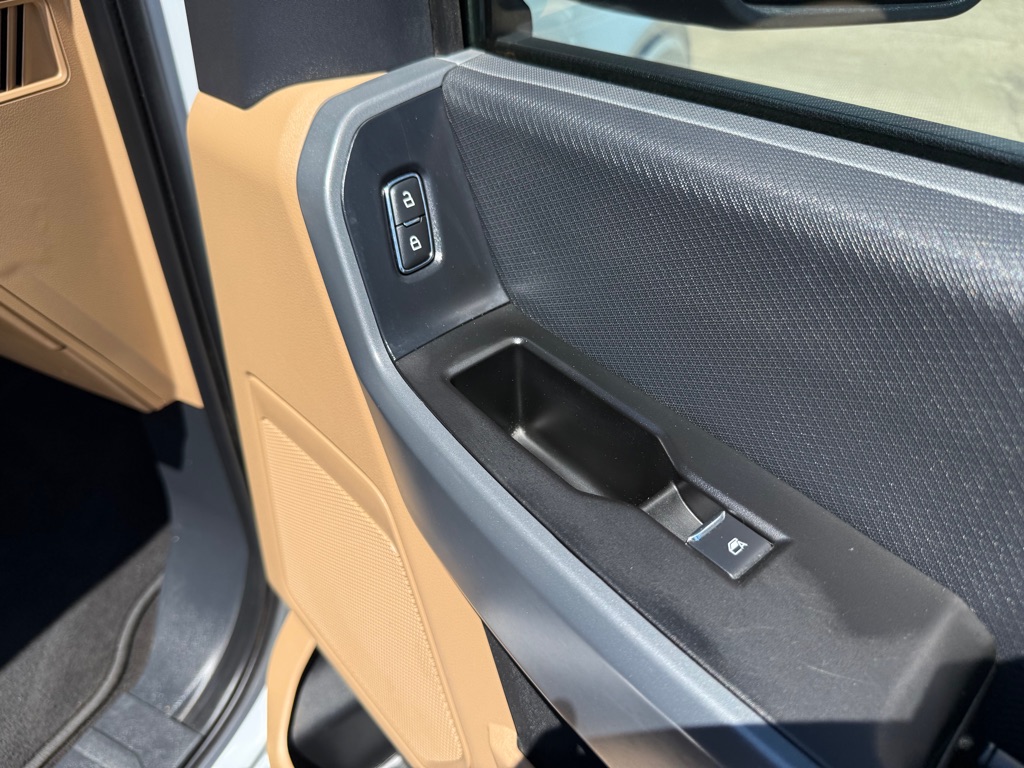 2022 Ford F-150 XLT photo 22