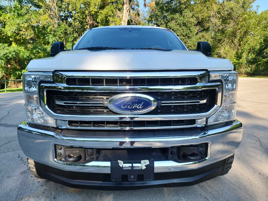 2022 Ford F-250 photo 2