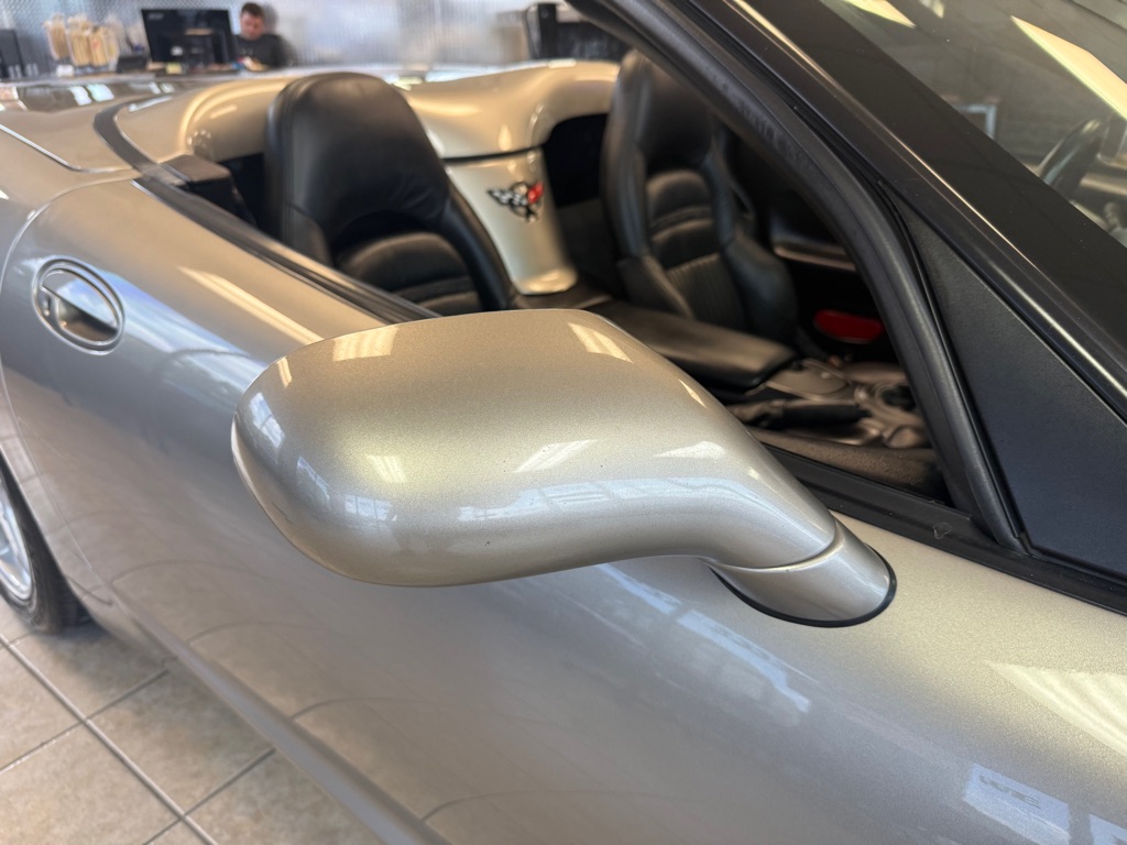 1998 Chevrolet Corvette photo 16