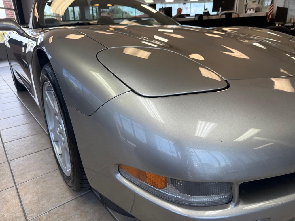1998 Chevrolet Corvette photo 2